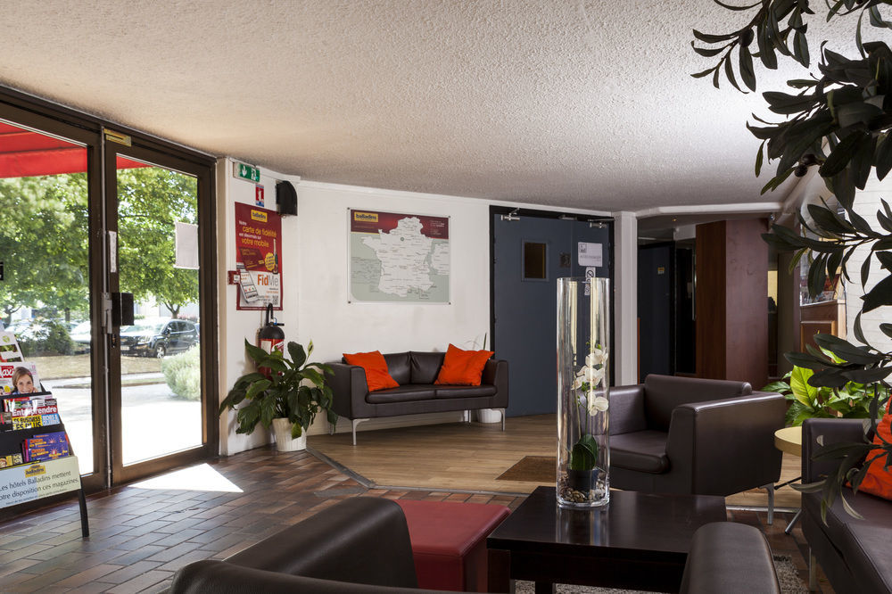 ibis budget Saint-Ouen-l'Aumône Exterior foto