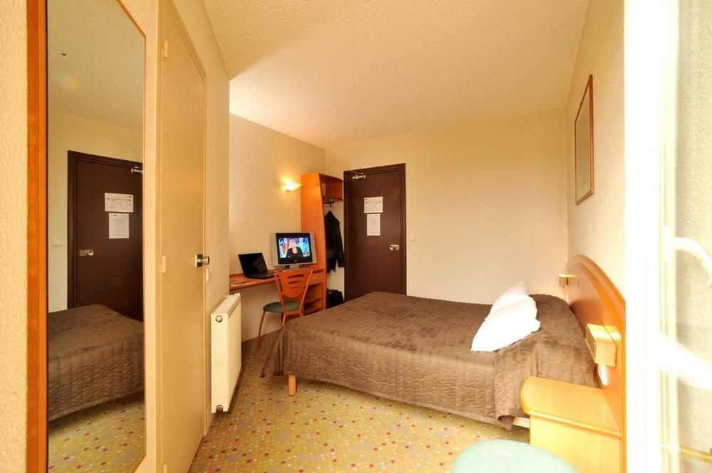 ibis budget Saint-Ouen-l'Aumône Exterior foto